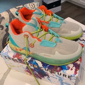 Brand New Crossover Culture Drift size 11